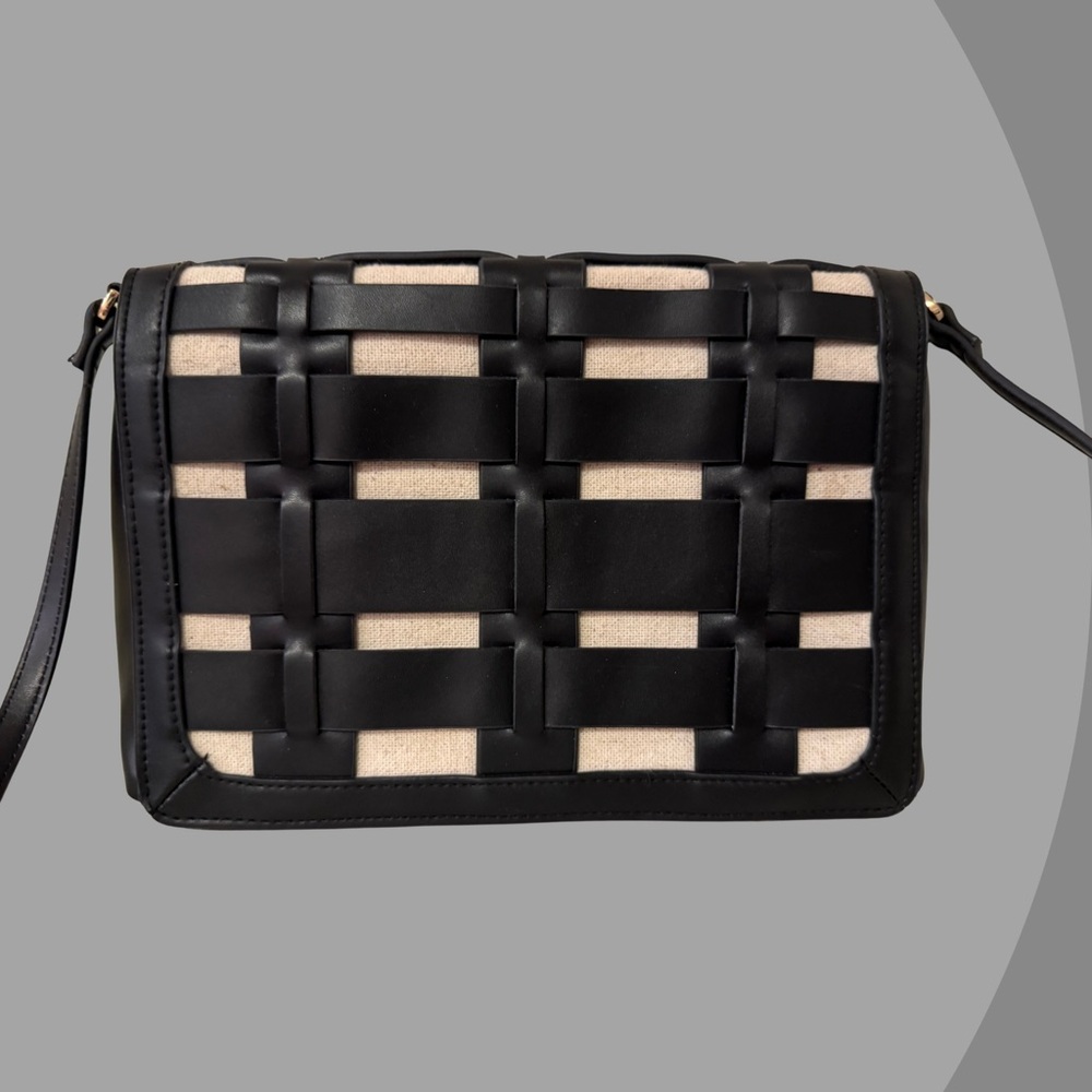 Black and Cream Woven Bag